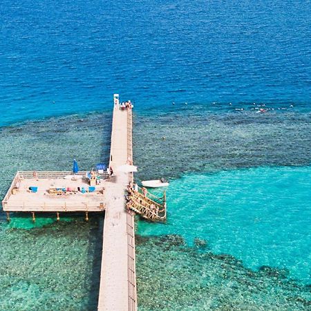 Готель Tropitel Sahl Hasheesh Хургада Екстер'єр фото Aerial view of the pier at the island of Culebra