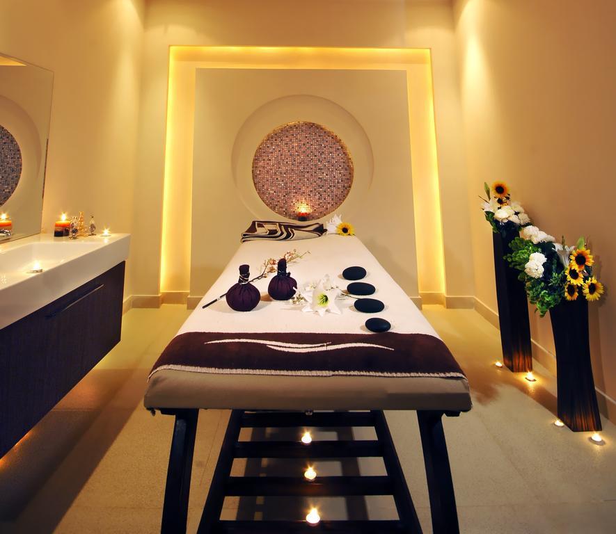 Готель Tropitel Sahl Hasheesh Хургада Екстер'єр фото A spa treatment room