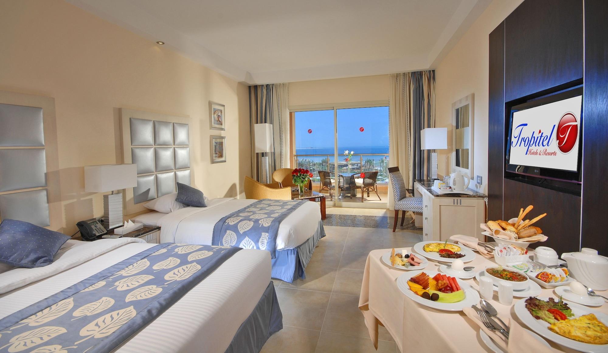 Готель Tropitel Sahl Hasheesh Хургада Екстер'єр фото A room at the hotel