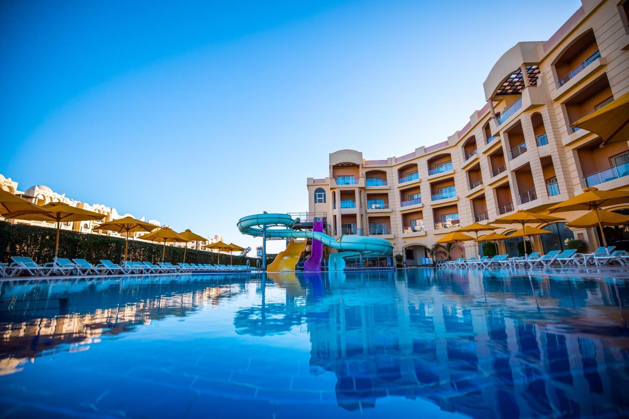 Готель Tropitel Sahl Hasheesh Хургада Екстер'єр фото The swimming pool at the hotel